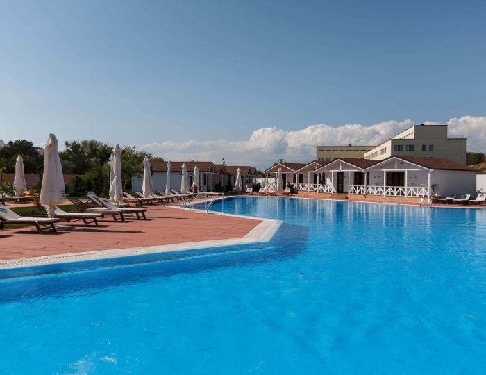 Бассейн - Отель «Дача Дель Соль»