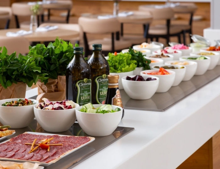 Ресторан шведской линии Fa sol - Отель «Дача Дель Соль»