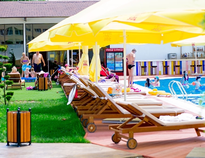 Бар у бассейна - Отель «Дача Дель Соль»